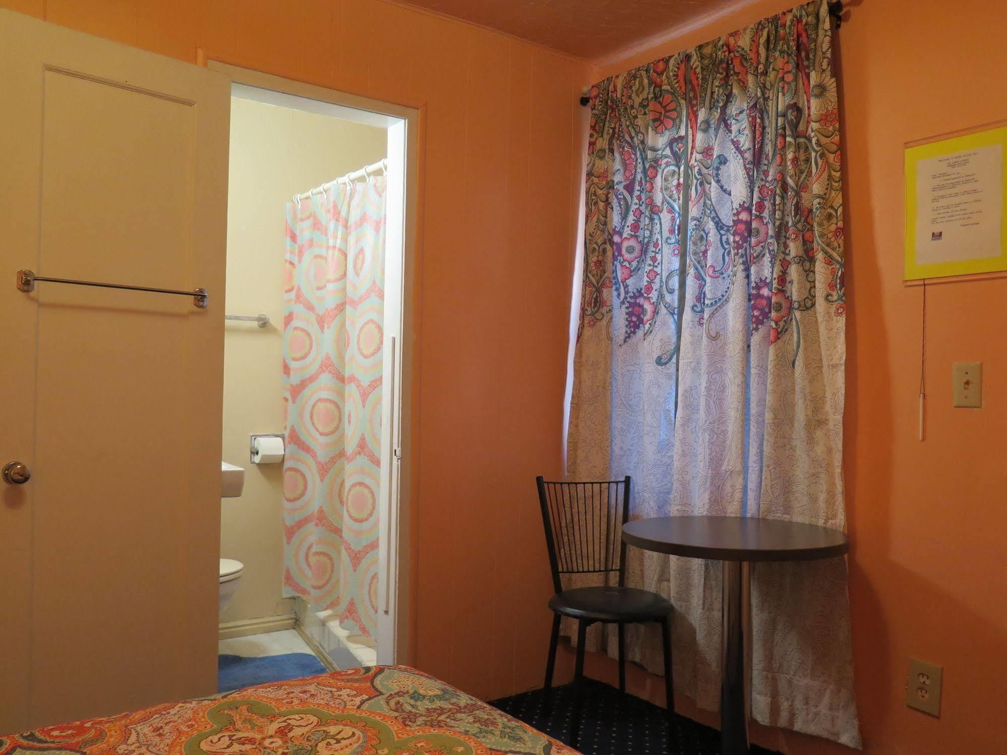 Pillow Talk Motel Wellington Esterno foto